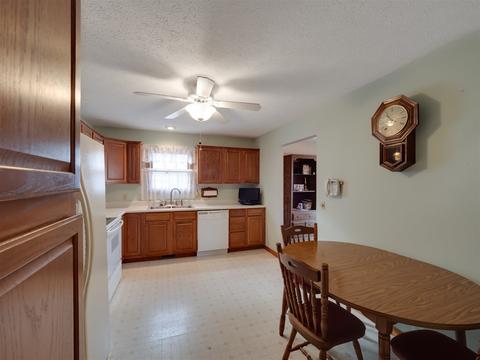508 Wildberry Dr, Normal, IL 61761 photo 14