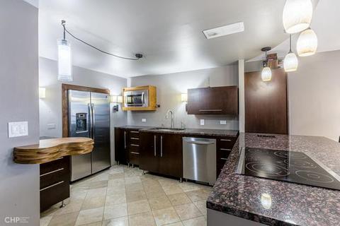 30 E Huron St #1010, Chicago, IL 60611 photo 7
