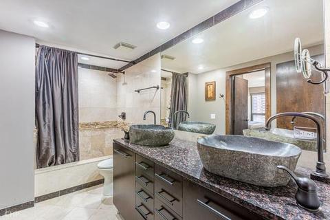 30 E Huron St #1010, Chicago, IL 60611 photo 16