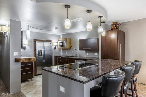 30 E Huron St #1010, Chicago, IL 60611 photo 6