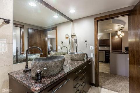 30 E Huron St #1010, Chicago, IL 60611 photo 18