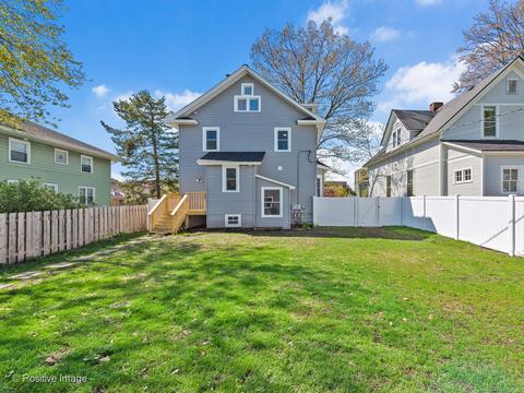 423 W Wesley St, Wheaton, IL 60187 photo 17