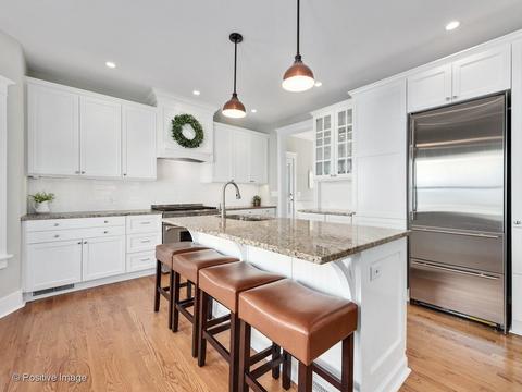 423 W Wesley St, Wheaton, IL 60187 photo 4