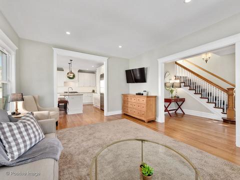 423 W Wesley St, Wheaton, IL 60187 photo 7