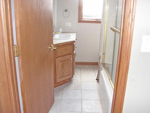 2827 2nd St, Peru, IL 61354 photo 13