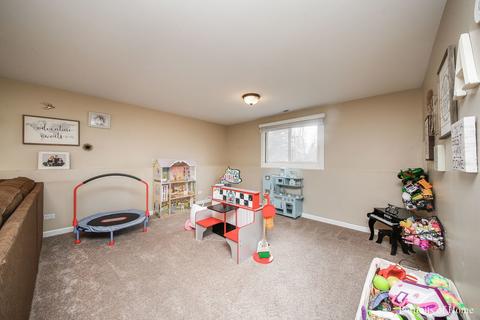 231 Burnside Cir, Bartlett, IL 60103 photo 14