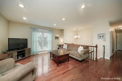 231 Burnside Cir, Bartlett, IL 60103 photo 3