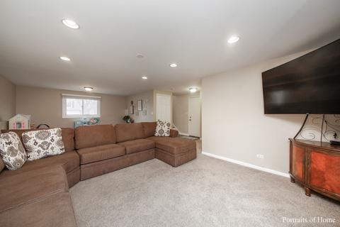 231 Burnside Cir, Bartlett, IL 60103 photo 13