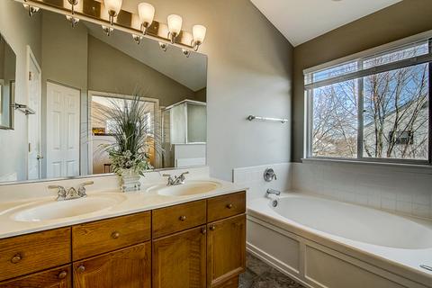 1377 Redwing Dr, Antioch, IL 60002 photo 17