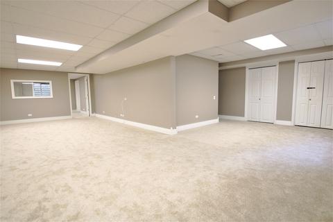 4700 Whitehall Ct, Algonquin, IL 60102 photo 25