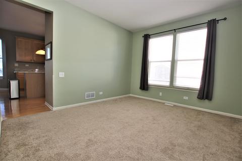 4700 Whitehall Ct, Algonquin, IL 60102 photo 4