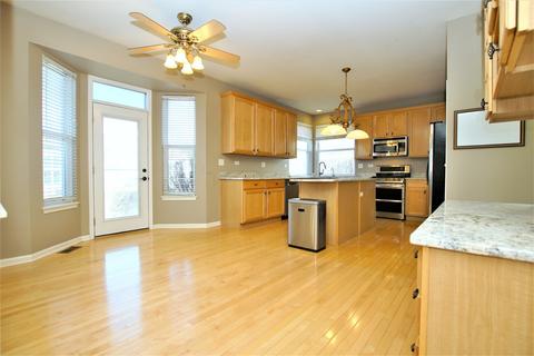 4700 Whitehall Ct, Algonquin, IL 60102 photo 9