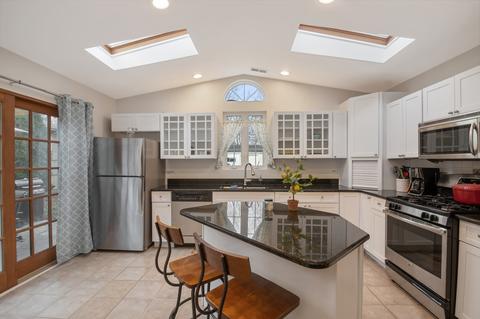 9112 Ewing Ave, Evanston, IL 60203 photo 5