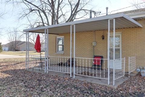 711 E 4th St, El Paso, IL 61738 photo 21