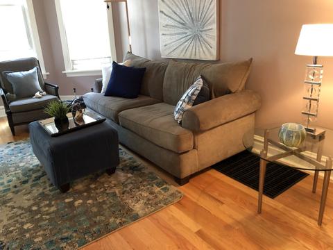 2435 W Berteau Ave, Chicago, IL 60618 photo 2