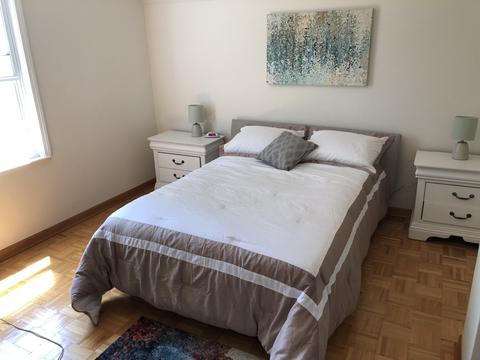 2435 W Berteau Ave, Chicago, IL 60618 photo 10