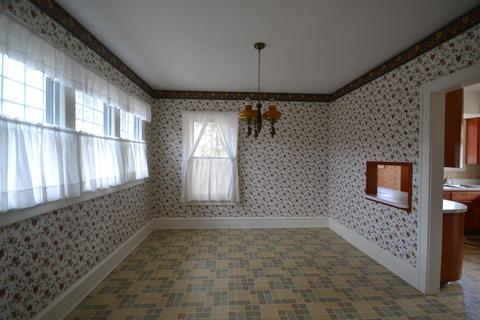3 S Alfred Ave, Elgin, IL 60123 photo 6