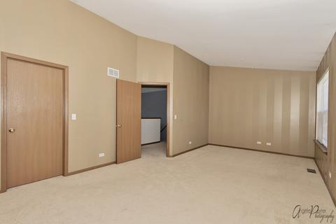 708 Morris Ct, Lakemoor, IL 60051 photo 9