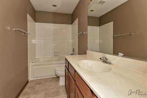 708 Morris Ct, Lakemoor, IL 60051 photo 11