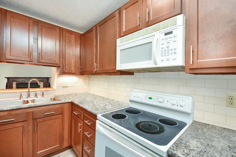 700 N Adelaide St #124, Normal, IL 61761 photo 4