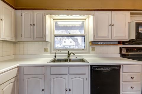 113 S Orr Dr, Normal, IL 61761 photo 10
