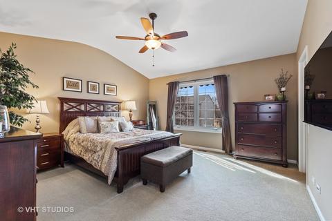 480 Snow Drift Cir, Bartlett, IL 60103 photo 11