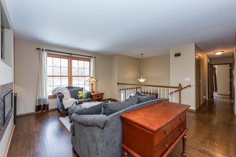 177 Willow Rd, Ingleside, IL 60041 photo 4