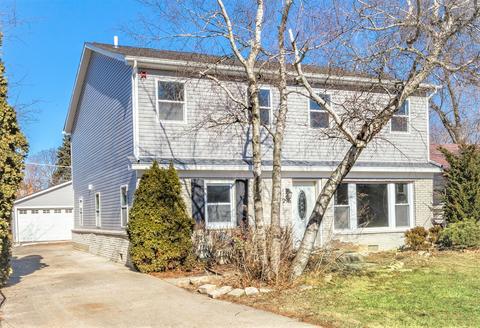 296 Walnut Ave, Wheeling, IL 60090 photo 1