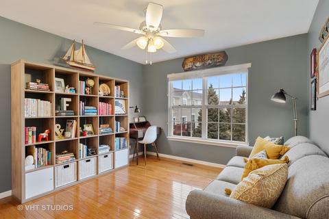 583 Declaration Ln, Aurora, IL 60502 photo 7