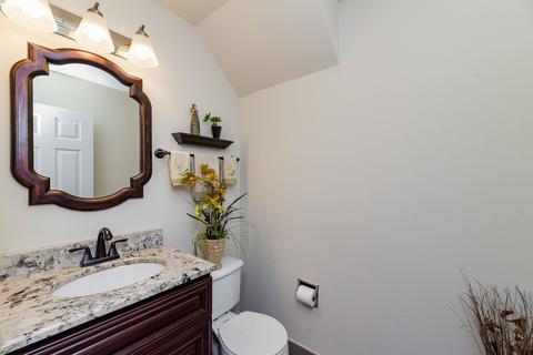 2435 Dickens Dr, Aurora, IL 60503 photo 7