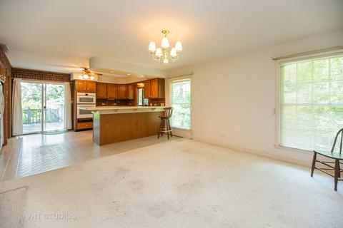 714 E North St, Itasca, IL 60143 photo 5