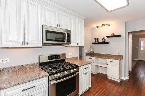 237 S Park Place Dr, Bartlett, IL 60103 photo 12