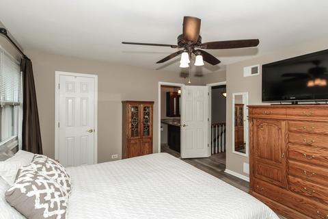 237 S Park Place Dr, Bartlett, IL 60103 photo 27