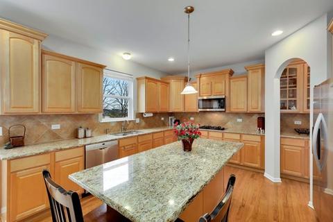 25800 Campbell Ln, Plainfield, IL 60585 photo 10