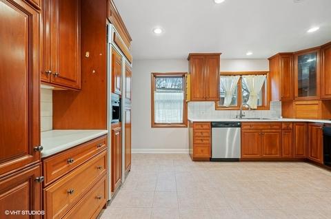 1010 Hunter Rd, Glenview, IL 60025 photo 7