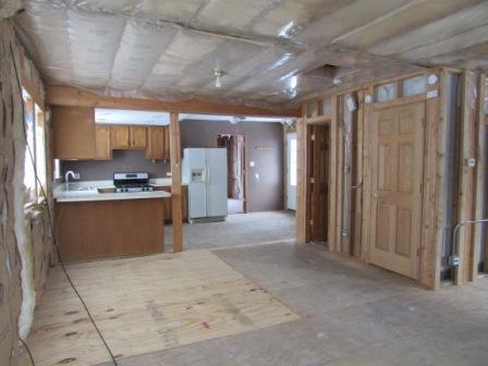23040 Lahon Rd, Steger, IL 60475 photo 4