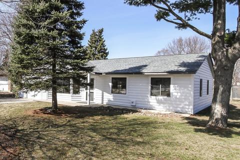 906 Bryn Mawr Ave, Bartlett, IL 60103 photo 2