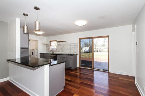 906 Bryn Mawr Ave, Bartlett, IL 60103 photo 9