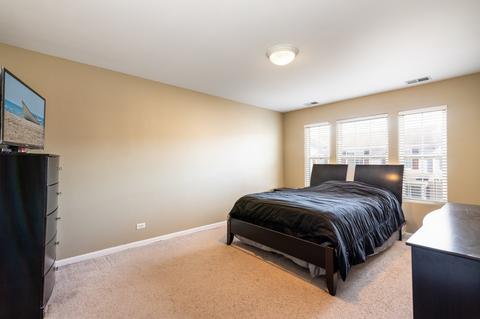 2315 Reflections Dr, Aurora, IL 60504 photo 9