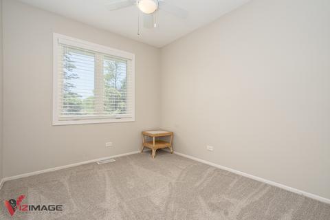 2035 Glencoe St, Wheaton, IL 60187 photo 16