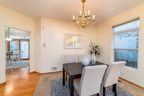 1910 Westridge Blvd, Bartlett, IL 60103 photo 4