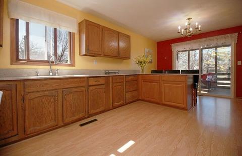 132 Deerpath Dr, Morris, IL 60450 photo 3