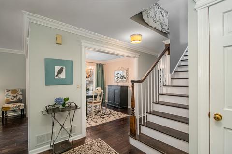 914 N Main St, Wheaton, IL 60187 photo 4
