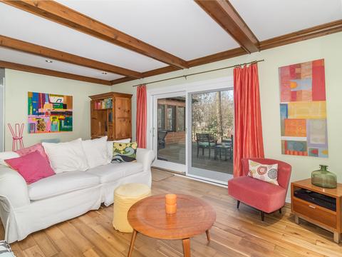 914 N Main St, Wheaton, IL 60187 photo 16