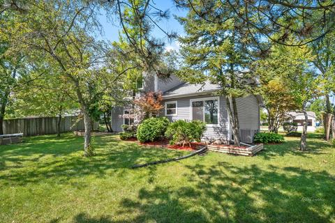 488 Valleyview Dr, Bartlett, IL 60103 photo 13