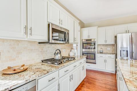 314 Aspen Ln, Aurora, IL 60504 photo 7