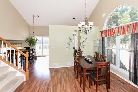 835 Violet Cir, Naperville, IL 60540 photo 5