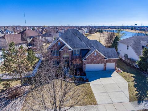 24445 Brooklands Ln, Plainfield, IL 60585 photo 2