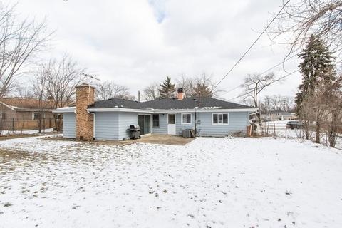 180 Pleasant St, Hoffman Estates, IL 60169 photo 14