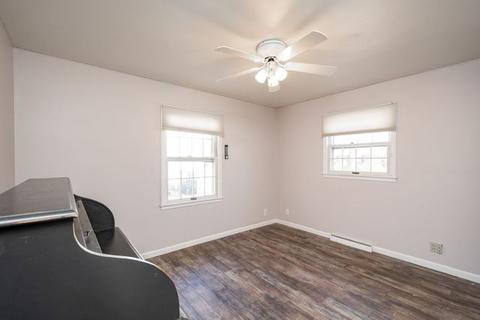 2 Crestwood Ct, Normal, IL 61761 photo 12